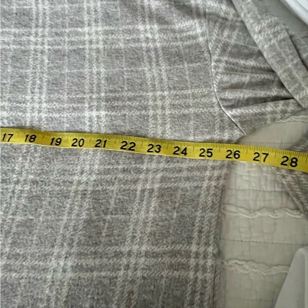 Liz Claiborne Top Size XXL Long Sleeve Soft Strechy Pullover Top Plaid Gray 2XL - Picture 8 of 10